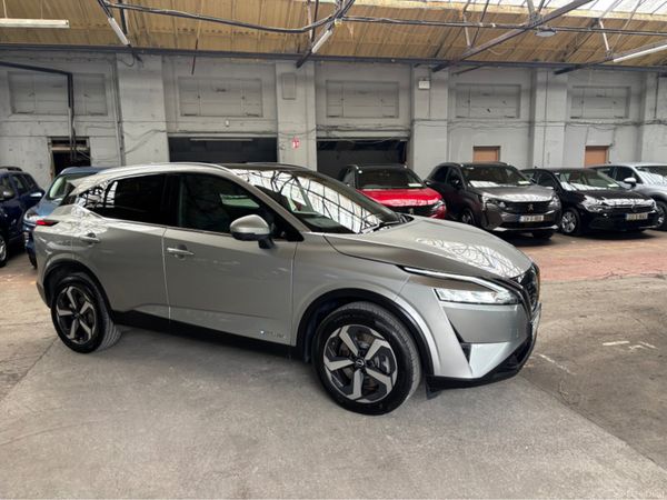 Nissan Qashqai MPV, Petrol, 2023, Grey