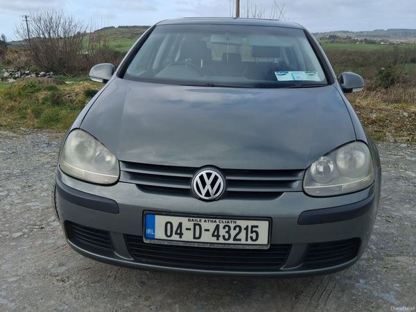 Volkswagen Golf Hatchback, Petrol, 2004, Green