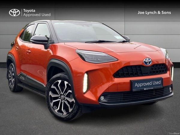 Toyota Yaris Cross Hatchback, Petrol Hybrid, 2023, Orange