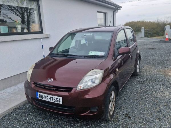Daihatsu Sirion Hatchback, Petrol, 2008, Red