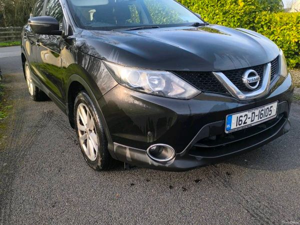 Nissan Qashqai Hatchback, Diesel, 2016, Black