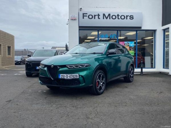 Alfa Romeo Tonale MPV, Petrol Plug-in Hybrid, 2025, Green