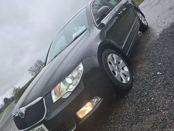 Skoda Superb Saloon, Diesel, 2013, Black