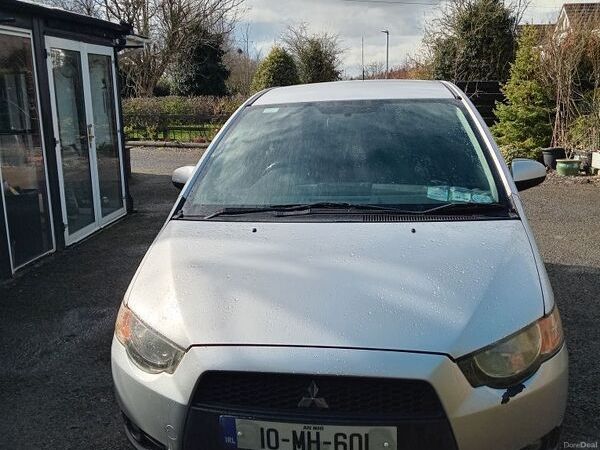 Mitsubishi Colt MPV, Petrol, 2010, Silver