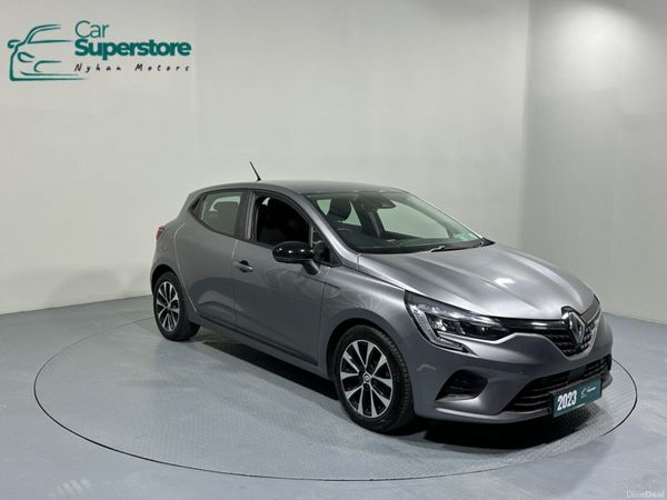 Renault Clio Hatchback, Petrol, 2023, Grey