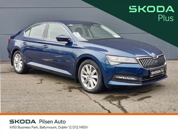 Skoda Superb Saloon, Diesel, 2023, Blue