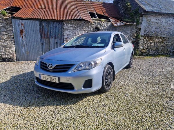 Toyota Corolla Saloon, Diesel, 2011, Blue