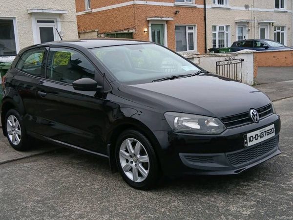 Volkswagen Polo Hatchback, Petrol, 2010, Black