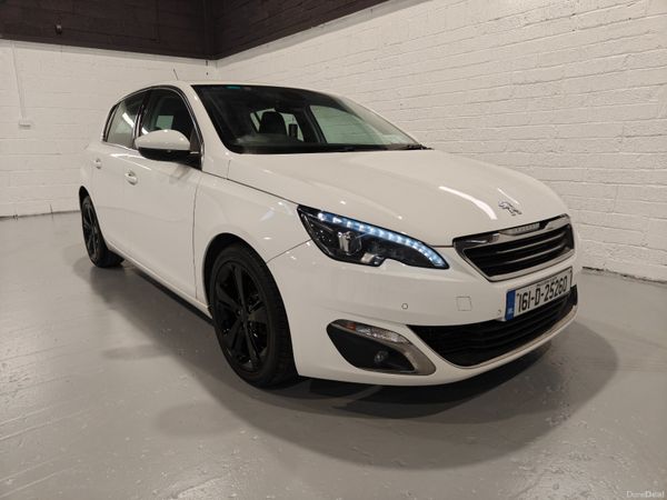 Peugeot 308 Hatchback, Petrol, 2016, White