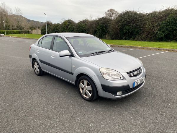 Kia Rio Saloon, Petrol, 2008, Silver