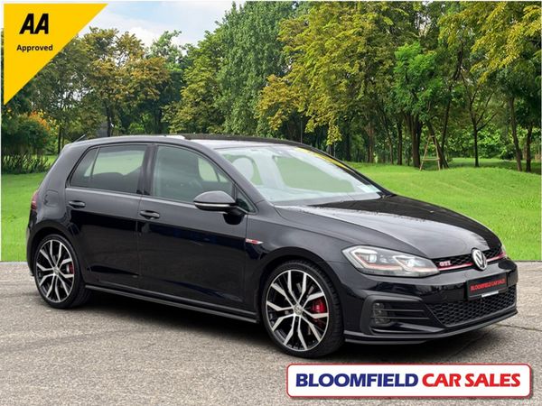 Volkswagen Golf Hatchback, Petrol, 2020, Black