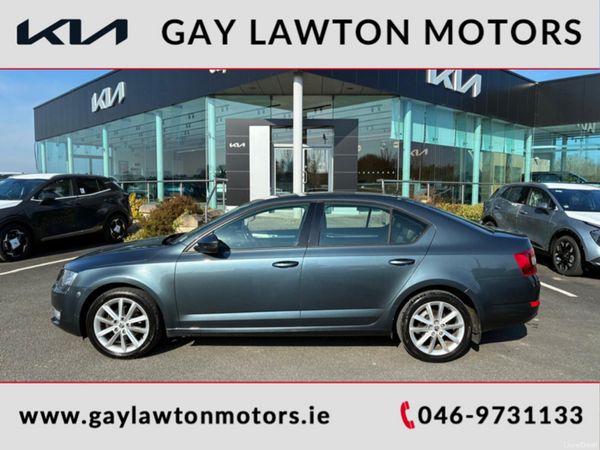 Skoda Octavia Hatchback, Diesel, 2016, Grey