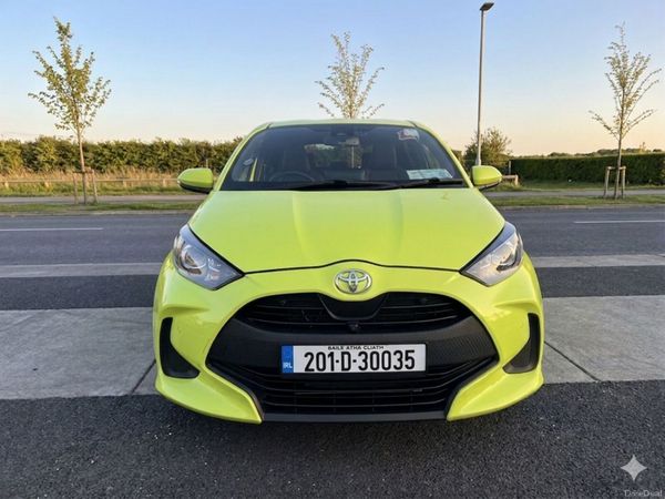 Toyota Yaris Hatchback, Petrol, 2020, Green