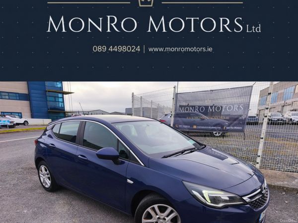 Opel Astra Hatchback, Petrol, 2017, Blue
