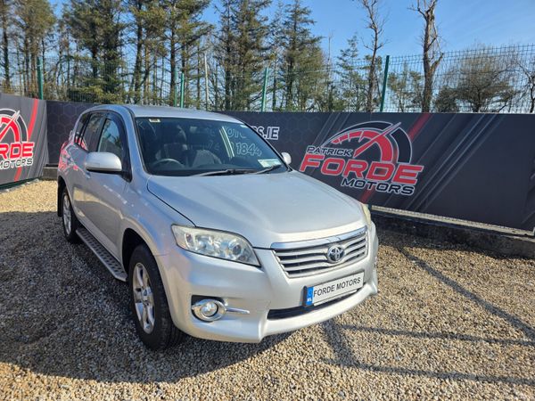 Toyota RAV4 SUV, Diesel, 2011, Silver