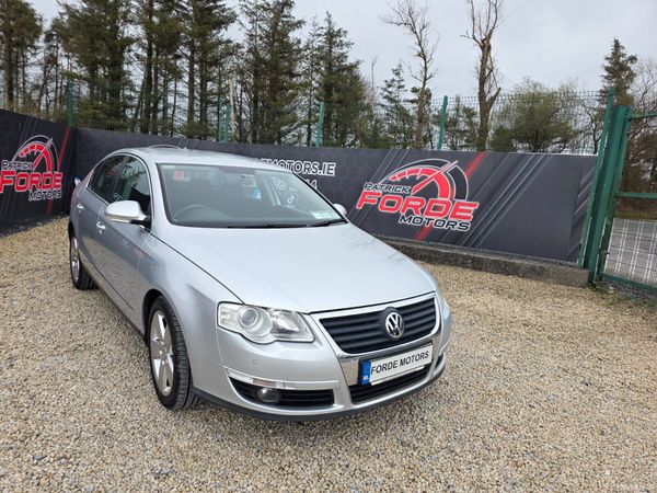 Volkswagen Passat Saloon, Diesel, 2010, Silver