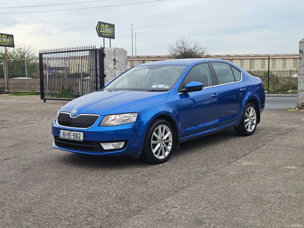 Skoda Octavia Saloon, Diesel, 2016, Blue