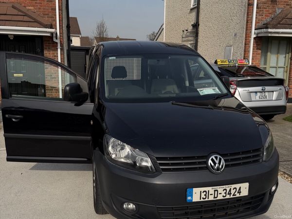 Volkswagen Caddy MPV, Diesel, 2013, Black