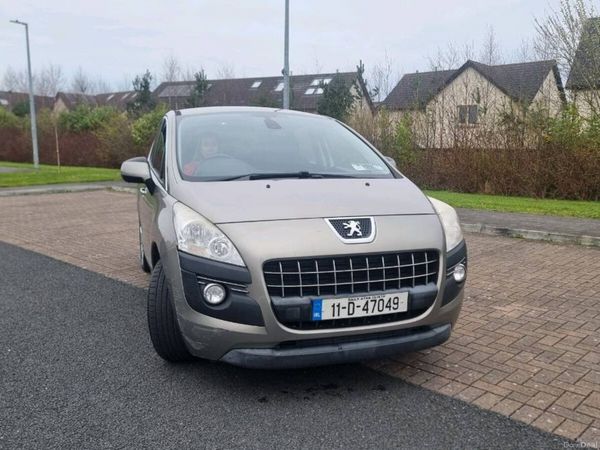 Peugeot 3008 MPV, Diesel, 2011, Grey