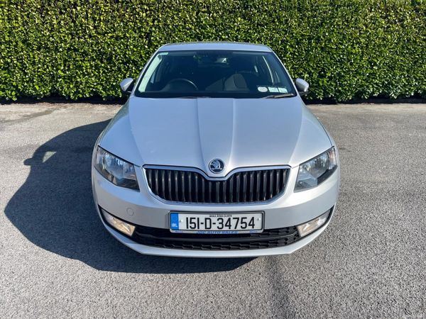 Skoda Octavia Saloon, Diesel, 2015, Silver