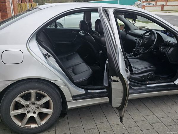 Mercedes-Benz C-Class Saloon, Diesel, 2005, Silver
