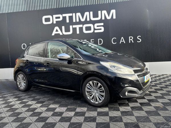 Peugeot 208 Hatchback, Petrol, 2016, Black