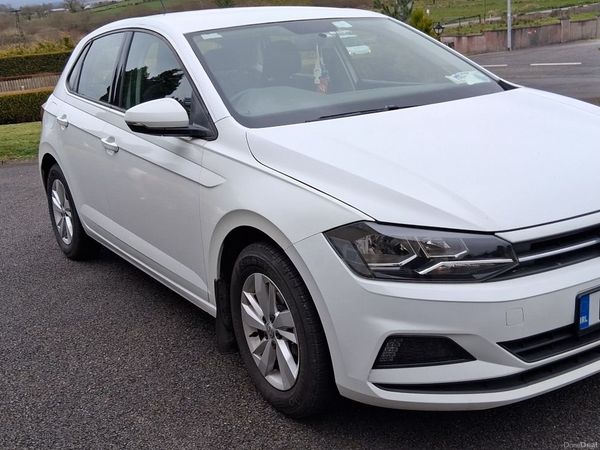Volkswagen Polo Hatchback, Petrol, 2019, White