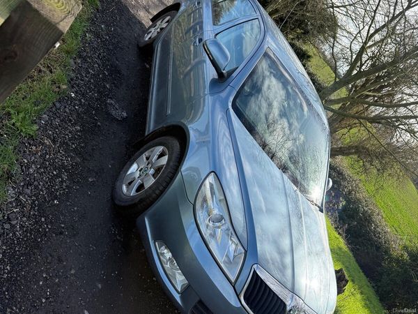Skoda Octavia Hatchback, Diesel, 2009, Grey