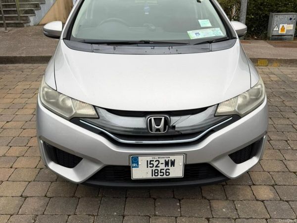 Honda Fit Hatchback, Petrol Hybrid, 2015, White