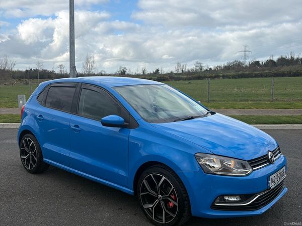 Volkswagen Polo Hatchback, Petrol, 2014, Blue