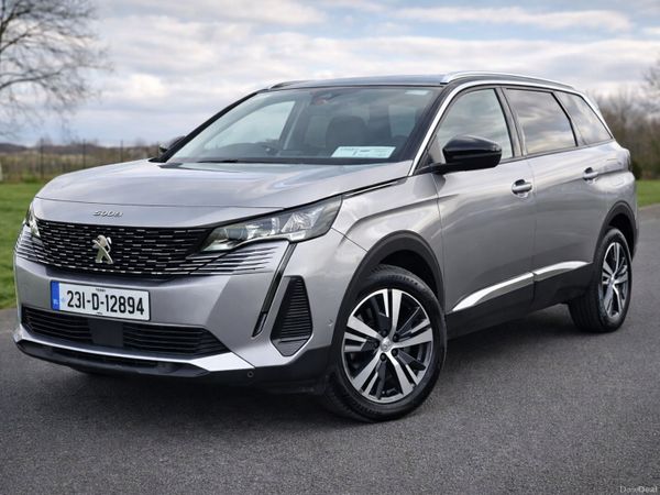 Peugeot 5008 MPV, Diesel, 2023, Grey