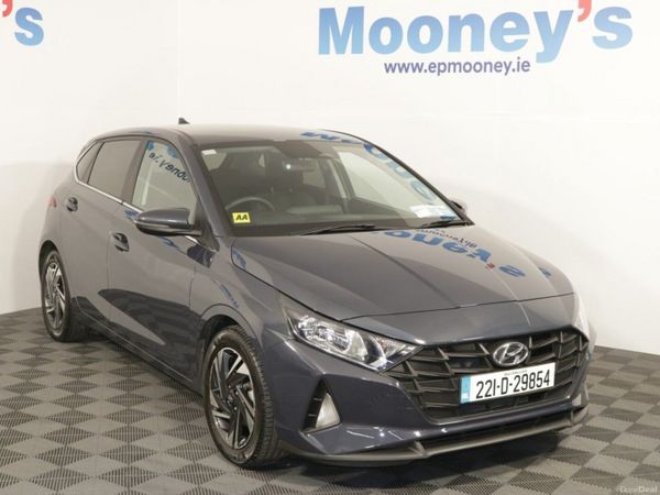 Hyundai i20 Hatchback, Petrol, 2022, Grey