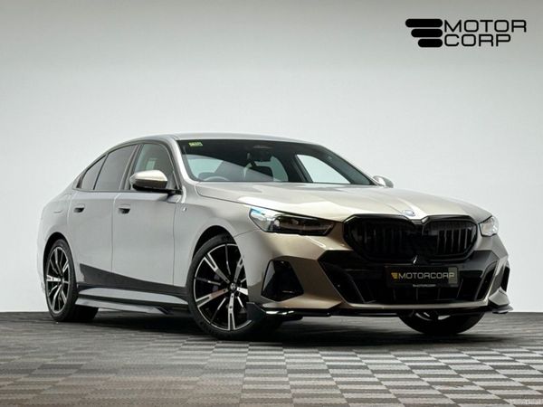 BMW 5-Series Saloon, Petrol Plug-in Hybrid, 2025, Grey