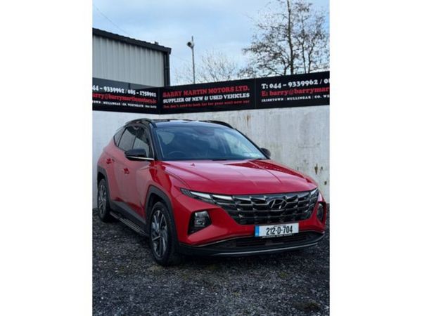 Hyundai Tucson MPV, Diesel, 2021, Red
