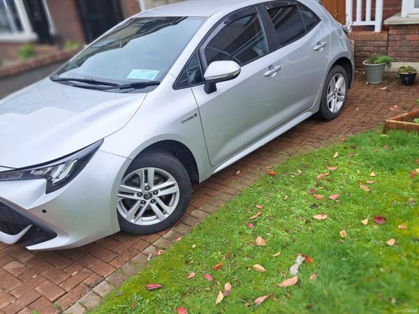 Toyota Corolla Hatchback, Petrol Hybrid, 2019, Grey