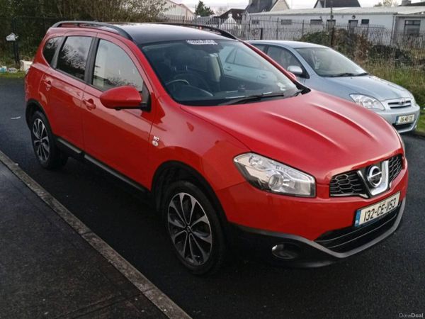 Nissan Qashqai+2 MPV, Diesel, 2013, Red