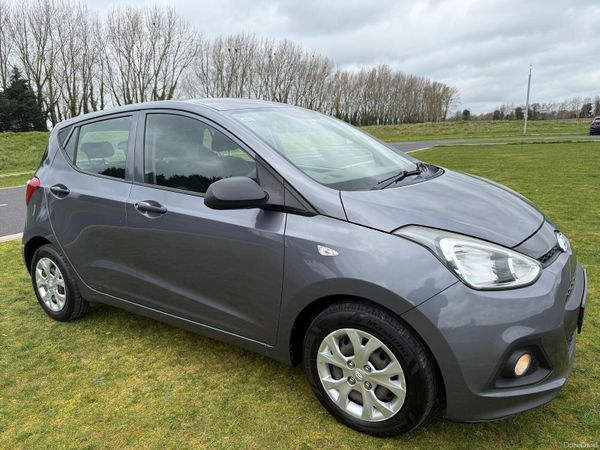 Hyundai i10 Hatchback, Petrol, 2016, Grey