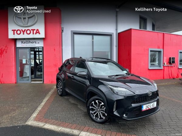 Toyota Yaris Cross Hatchback, Petrol Hybrid, 2024, Black