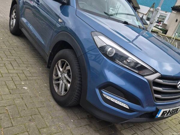 Hyundai Tucson SUV, Diesel, 2016, Blue