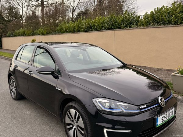 Volkswagen Golf Estate, Electric, 2019, Black
