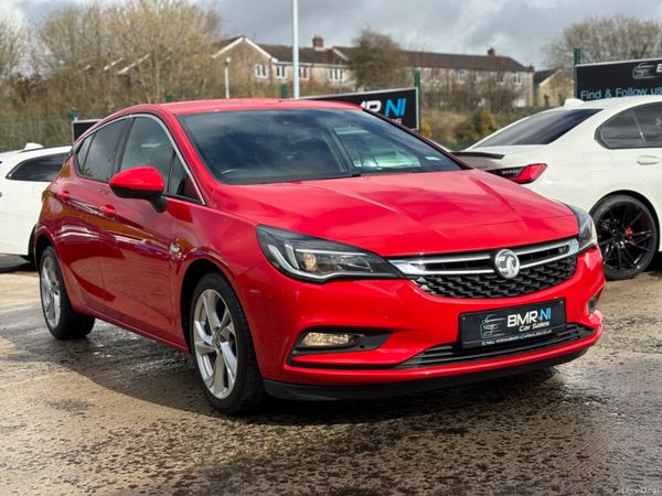 Vauxhall Astra Hatchback, Diesel, 2017, Red