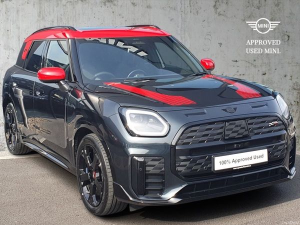 Mini Countryman SUV, Electric, 2024, Grey