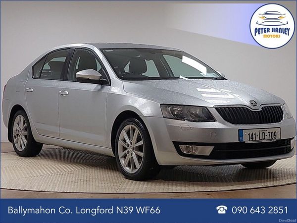 Skoda Octavia Hatchback, Diesel, 2014, Silver
