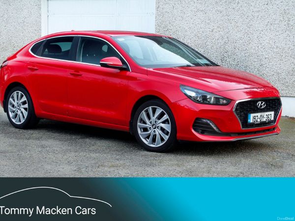 Hyundai i30 Hatchback, Petrol, 2019, Red