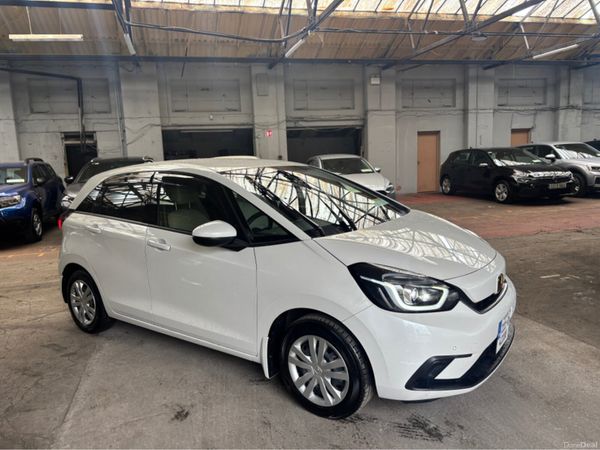 Honda Jazz Hatchback, Petrol Hybrid, 2021, White