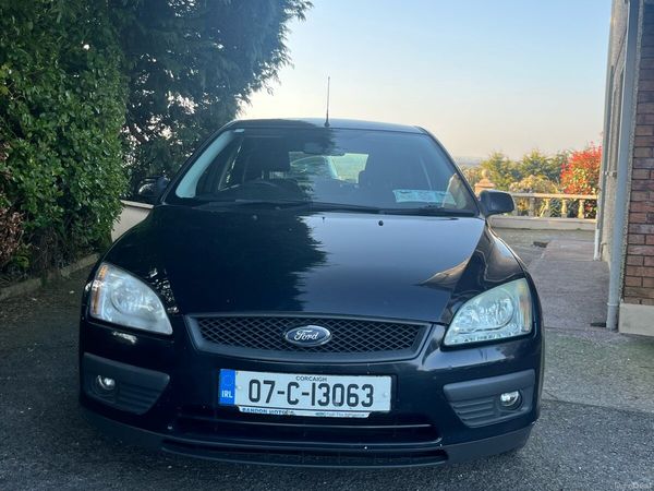 Ford Focus Hatchback, Petrol, 2007, Black