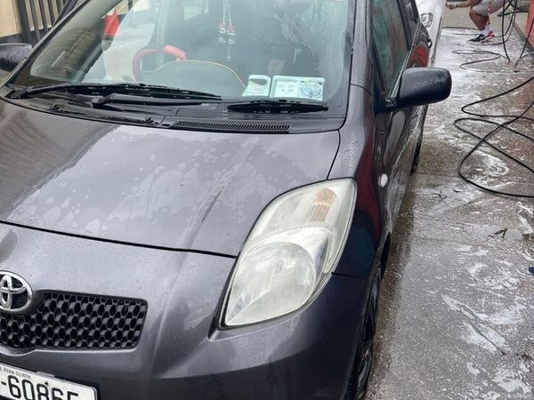 Toyota Yaris Hatchback, Petrol, 2008, Grey
