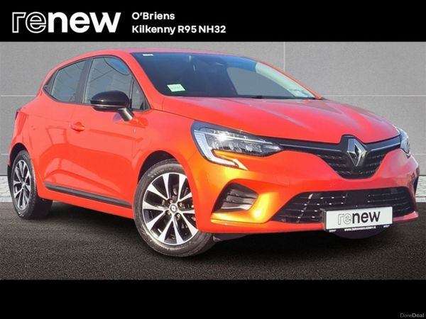 Renault Clio Hatchback, Petrol, 2023, Orange