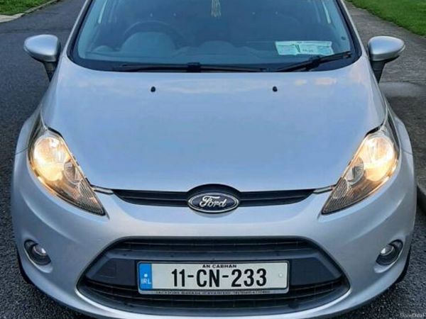 Ford Fiesta Hatchback, Diesel, 2011, Silver