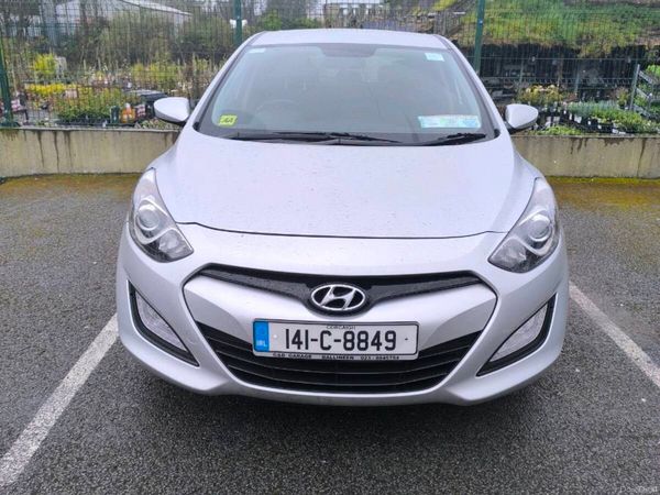 Hyundai i30 Hatchback, Petrol, 2014, Silver